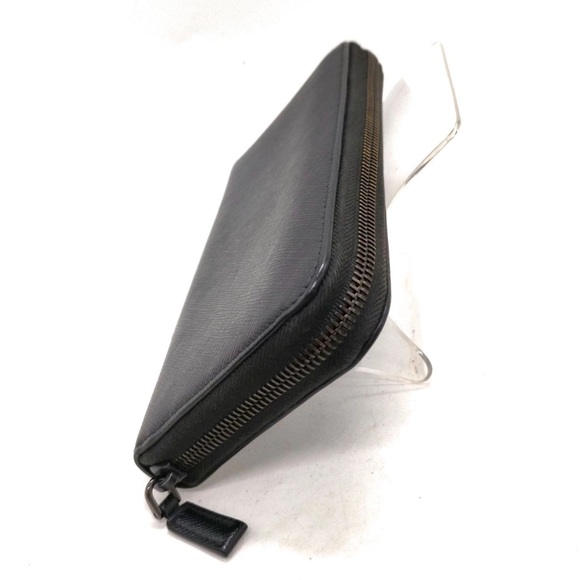 Prada Long Wallet Black Leather With Gray and White bi color inside authentic - Picture 3 of 11